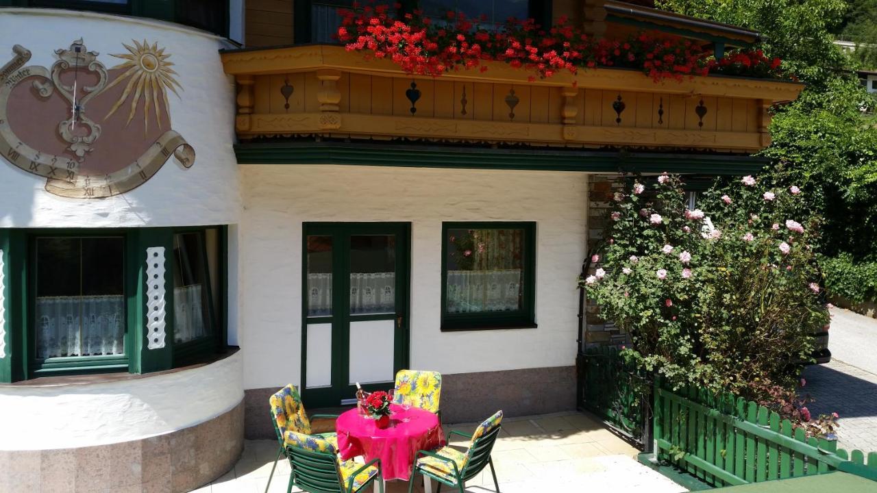 Appartementhaus Zillertal By Piaunddirk Finkenberg Oda fotoğraf