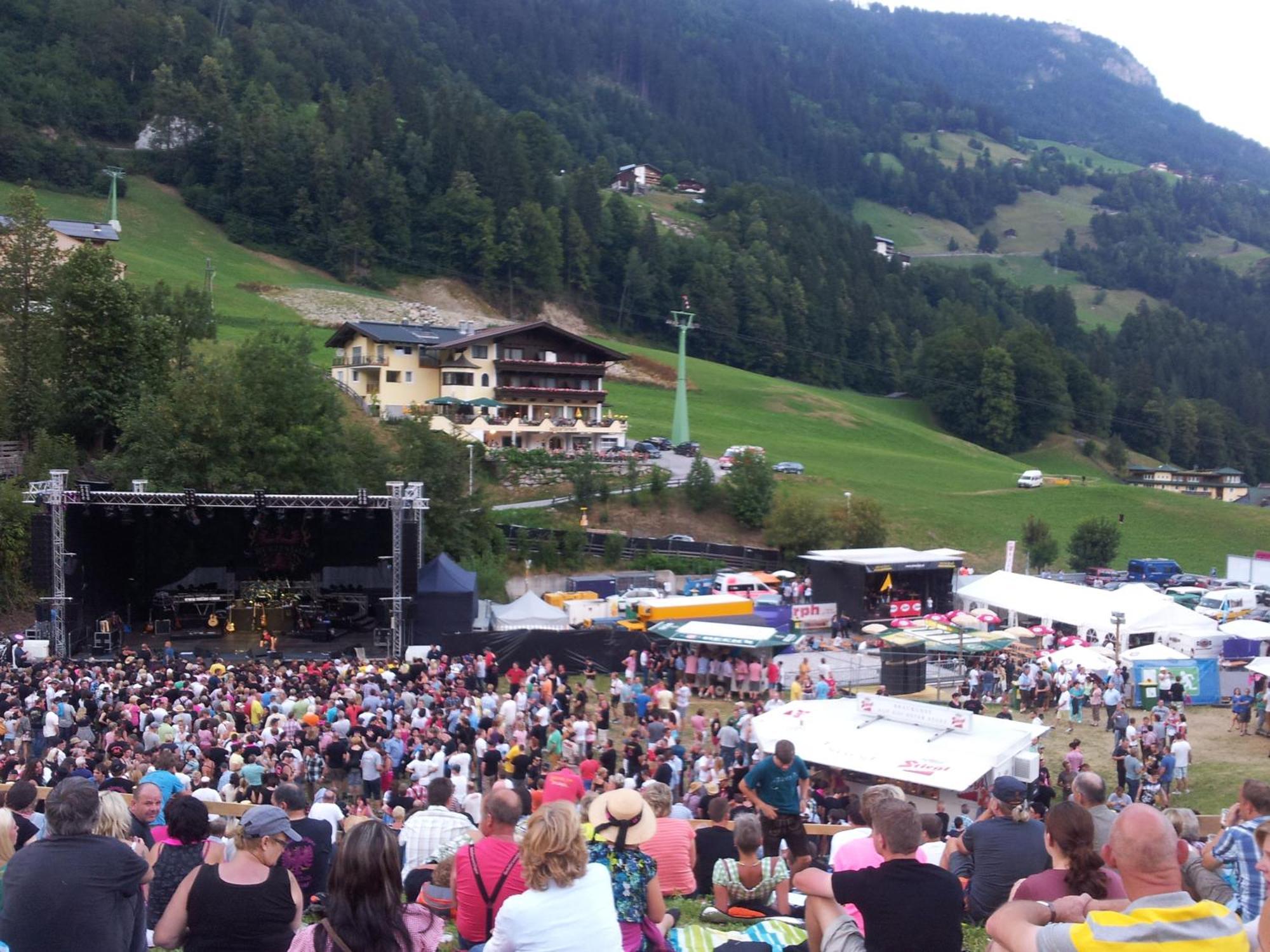 Appartementhaus Zillertal By Piaunddirk Finkenberg Dış mekan fotoğraf