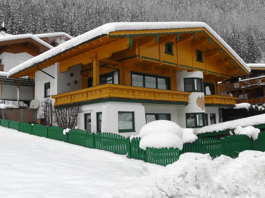 Appartementhaus Zillertal By Piaunddirk Finkenberg Dış mekan fotoğraf